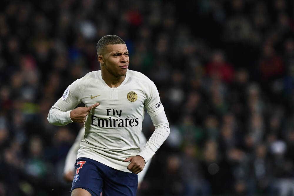 美军要花10亿美元列装30万架无人机